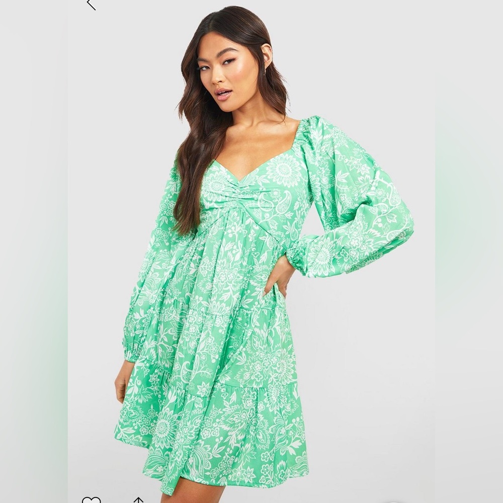 Long sleeve mint green dress. NEW with TAG